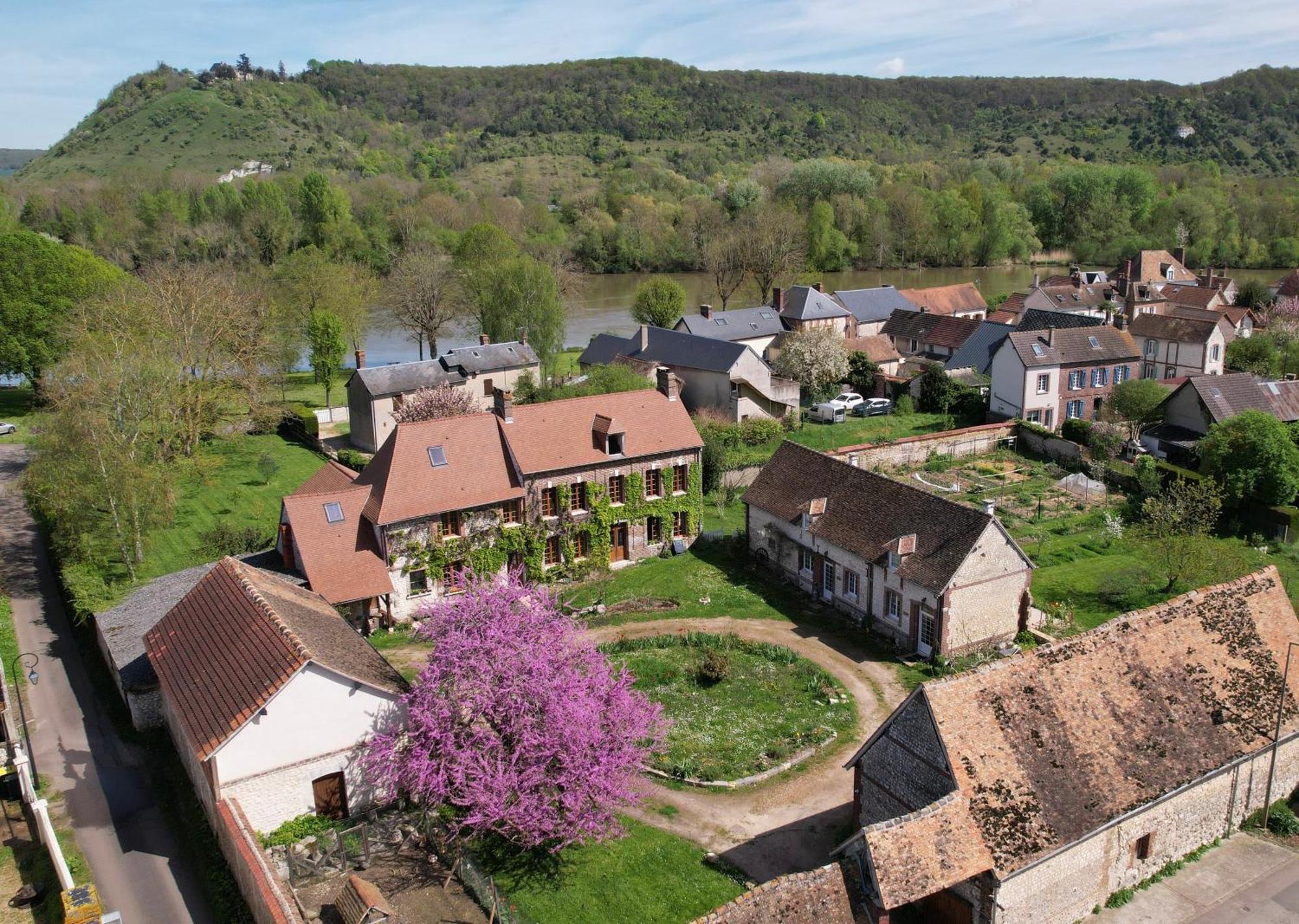 Villa Les Jardins De Felicie Poses Exterior foto